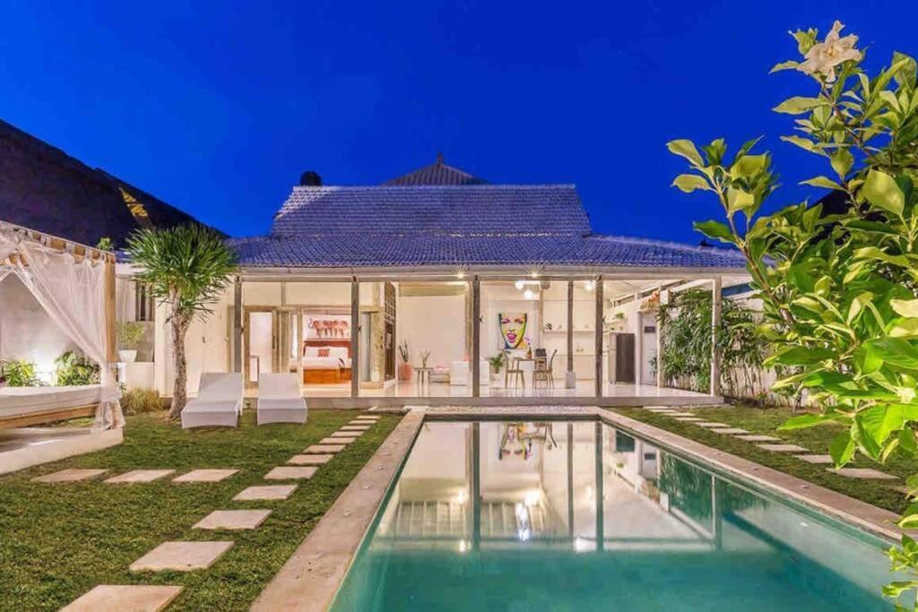 Villa Alegria Seminyak  Exterior photo